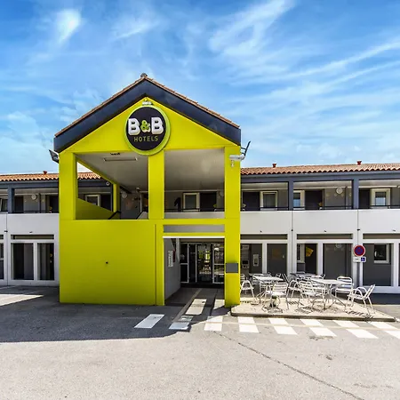 B&B HOTEL Perpignan Sud Porte d'Espagne-3
